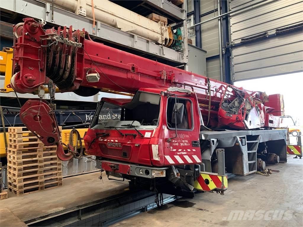 Grove GMK 3055 Rabljene dizalice za težak teren