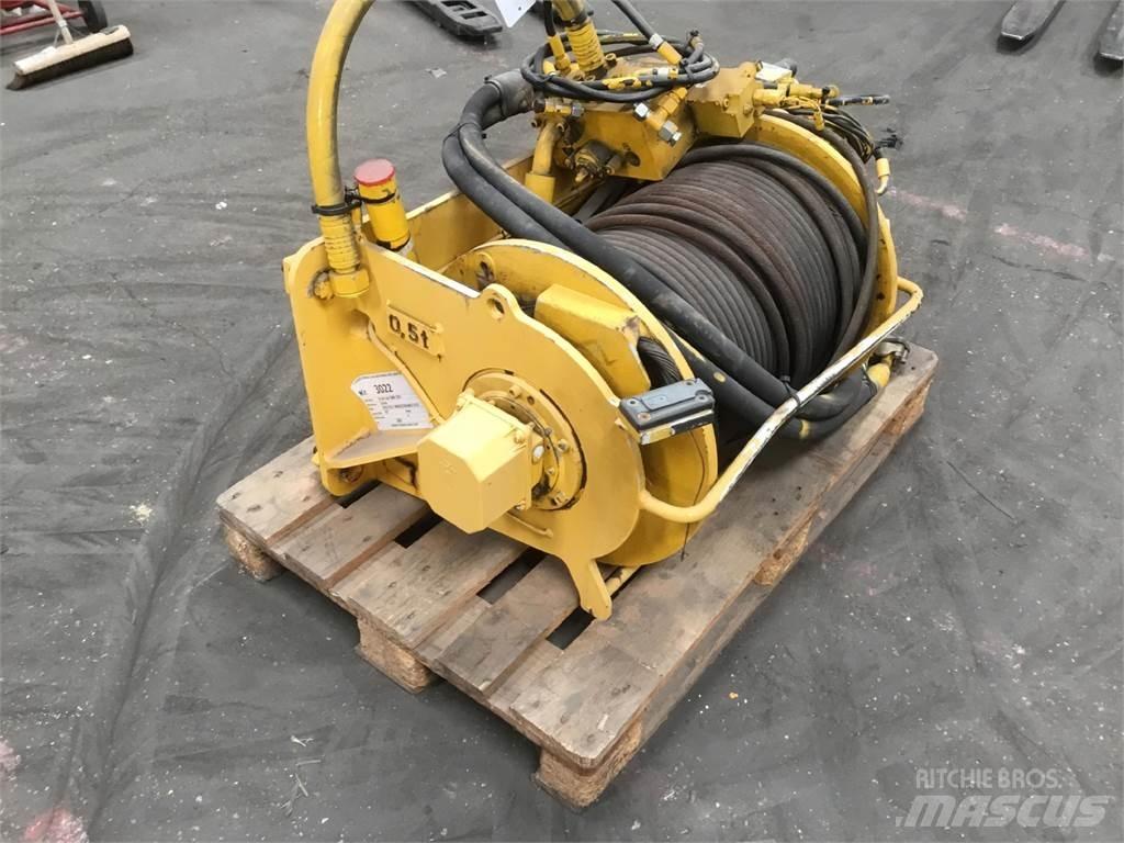 Grove GMK 3055 winch Oprema i dijelovi za kranove