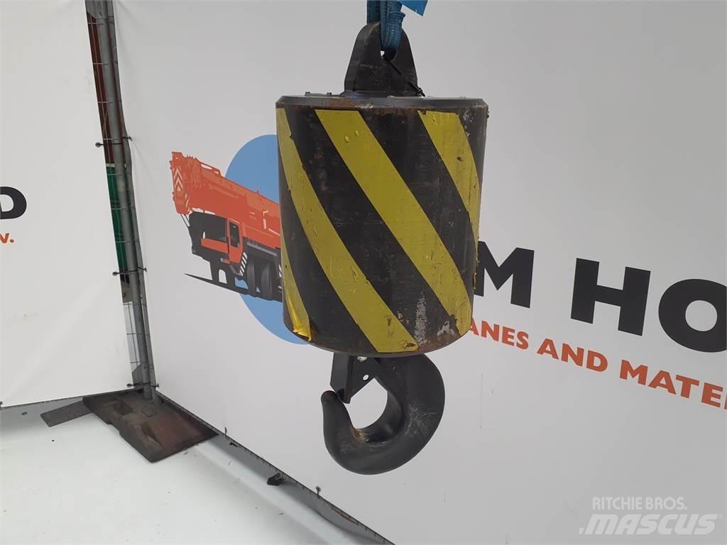Grove Hookball 8t Oprema i dijelovi za kranove