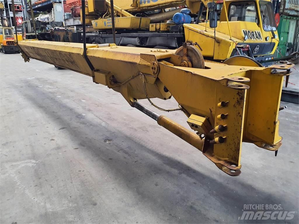 Krupp KMK 3050 jib Oprema i dijelovi za kranove