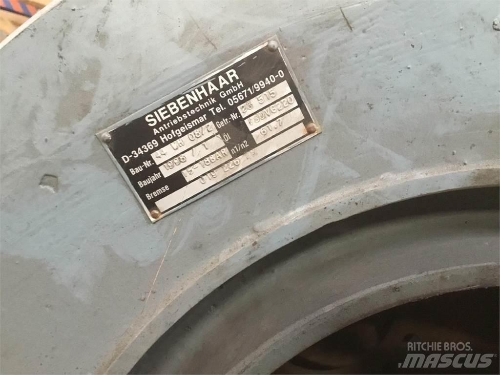 Krupp KMK 4070 winch Oprema i dijelovi za kranove