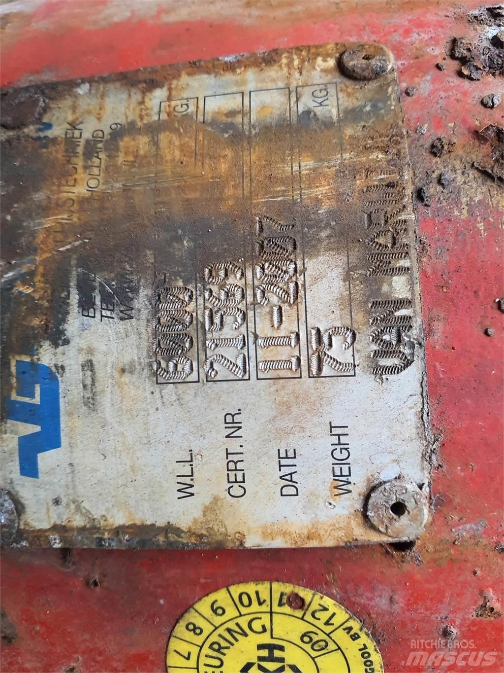 Liebherr Hookball 6T Oprema i dijelovi za kranove