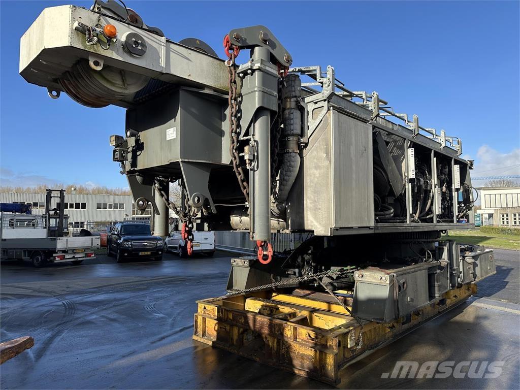 Liebherr LR 1160 Rabljene dizalice za težak teren