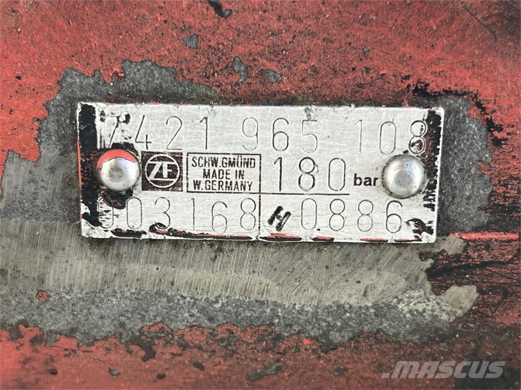  Steering box 180bar Oprema i dijelovi za kranove