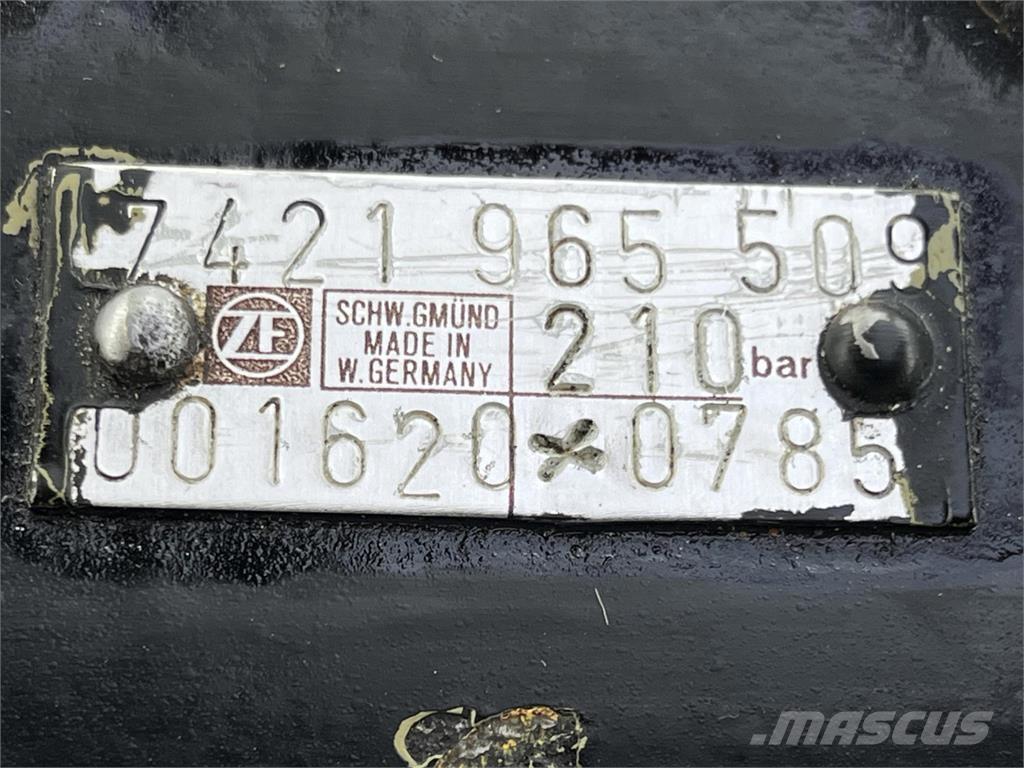  Steering box 210bar Oprema i dijelovi za kranove