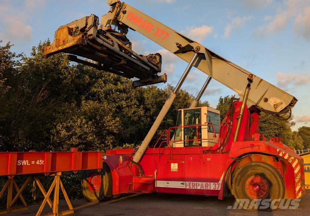 CVS Ferrari F377.5 PB Dohvatni viličari
