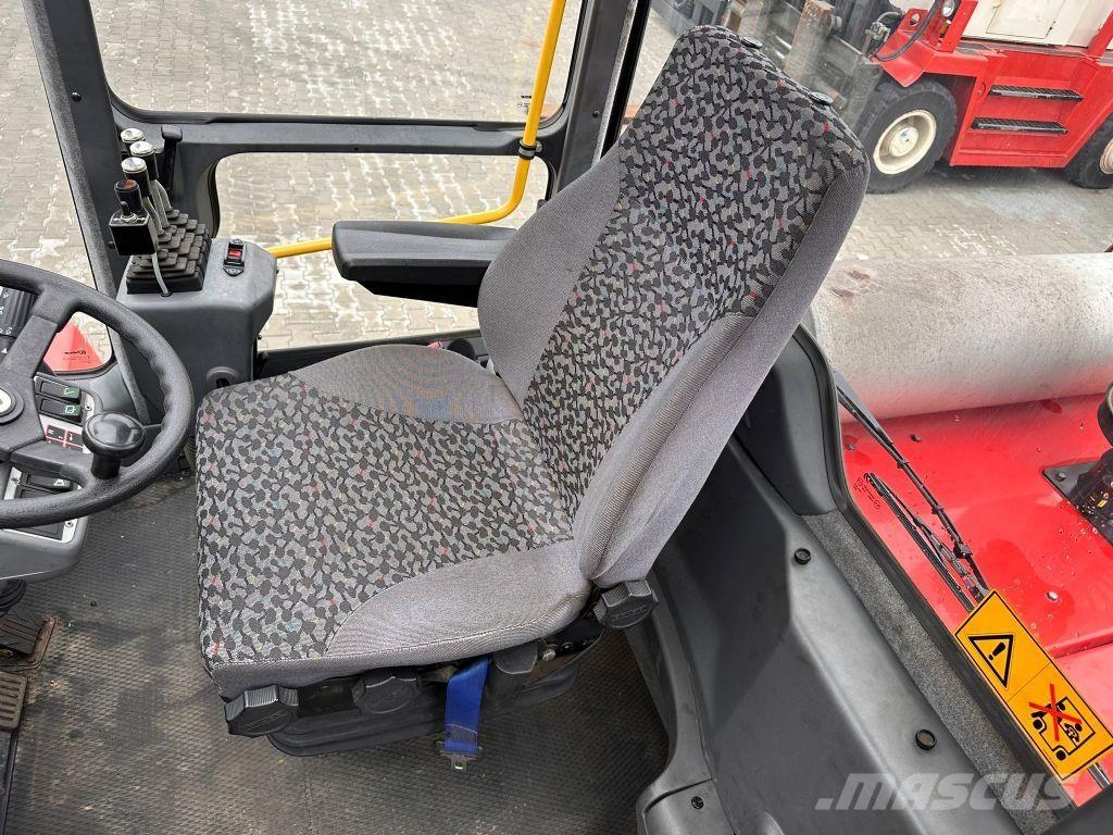 Kalmar DCD250-12LB Dizelski viličari