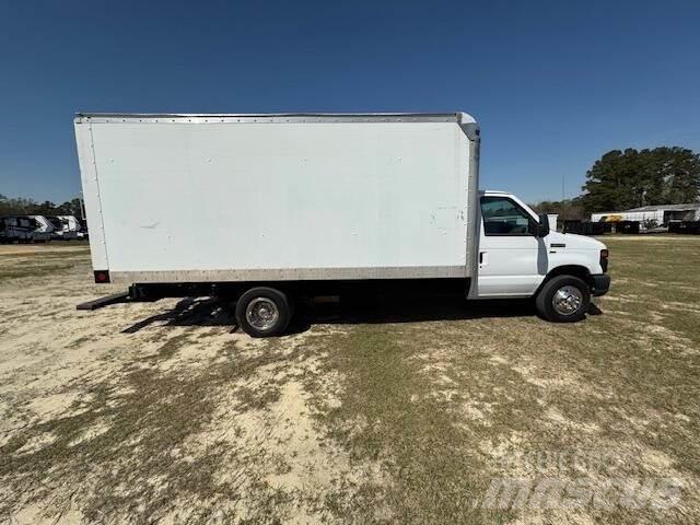 Ford E-Series Ostalo