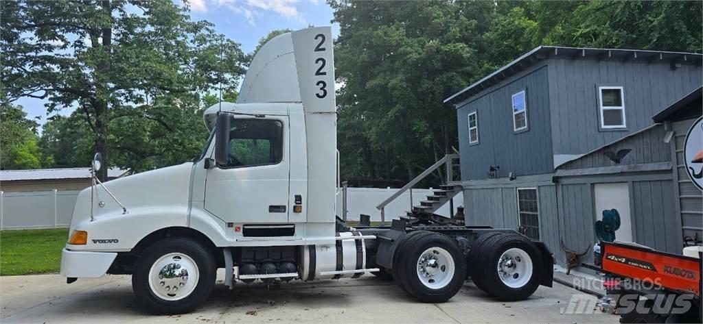 Volvo VNL Građevinarstvo – ostalo