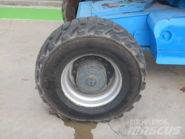 Aichi SP21AJ Teleskopske podizne platforme