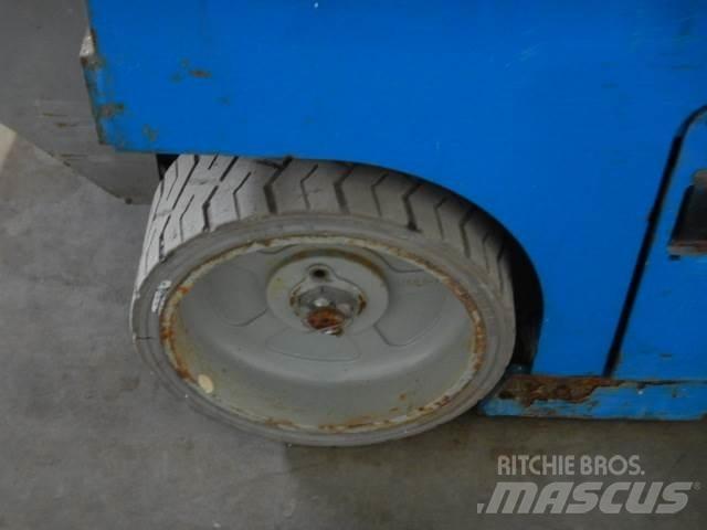 Genie GS1932 Škaraste platforme