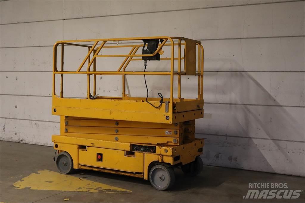 Haulotte Compact 10 Škaraste platforme