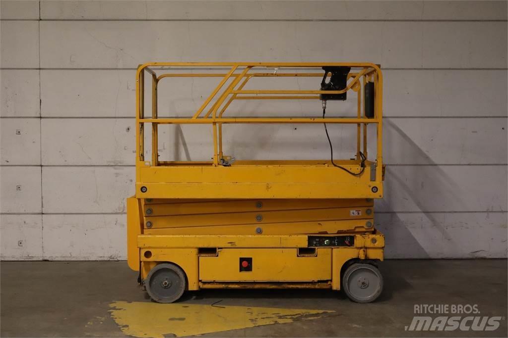 Haulotte Compact 10 Škaraste platforme