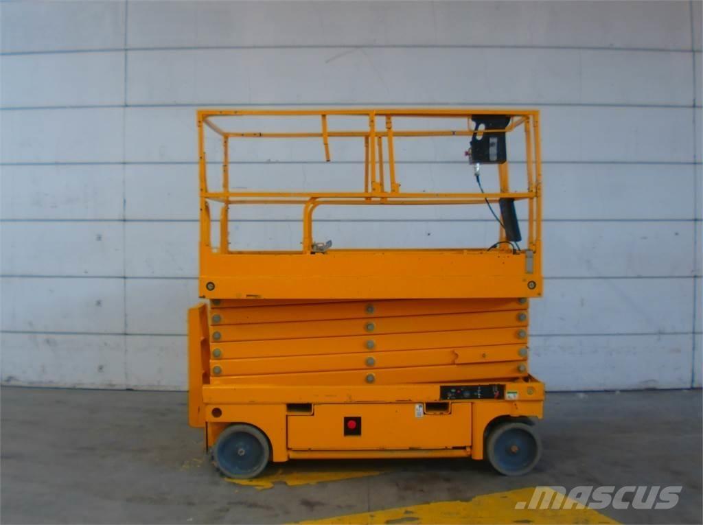 Haulotte Compact 14 Škaraste platforme