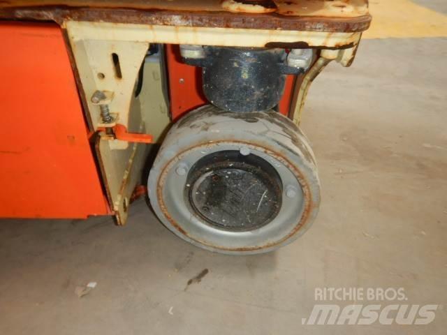 JLG 1230ES Vertikalne radne podizne platforme