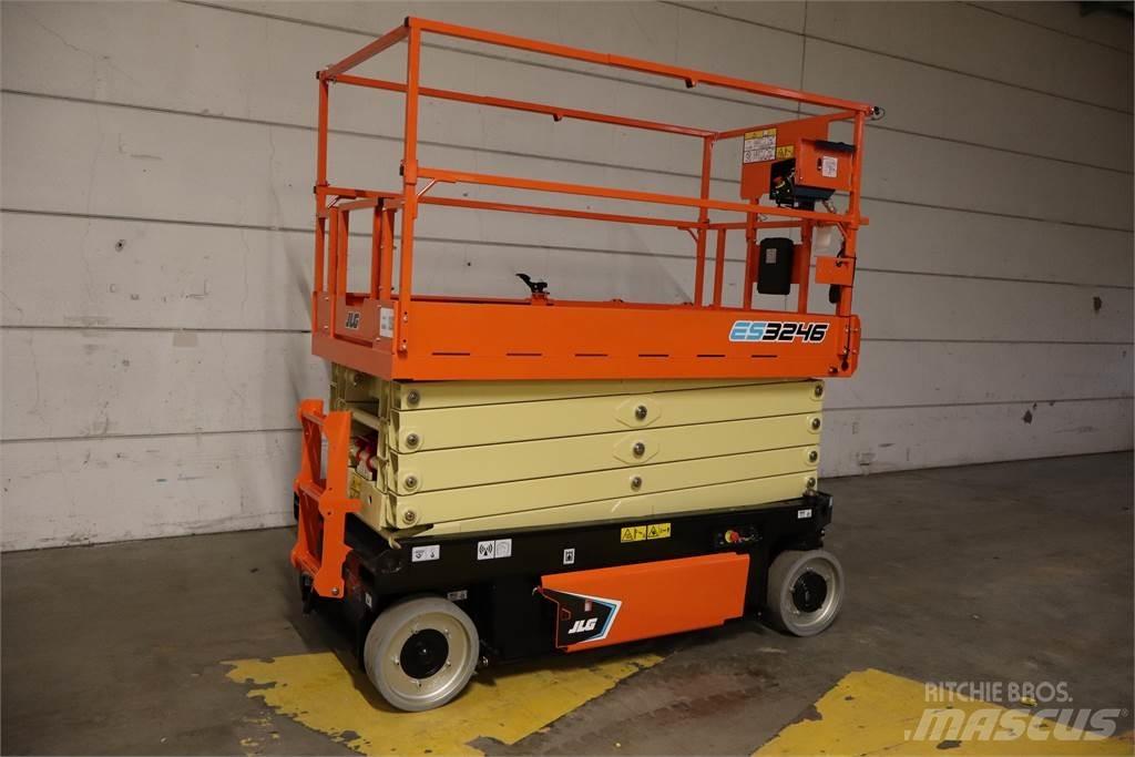 JLG 3246ES Škaraste platforme