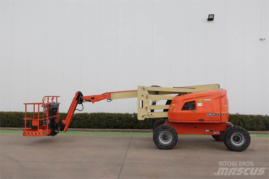JLG 520AJ Zglobne podizne platforme