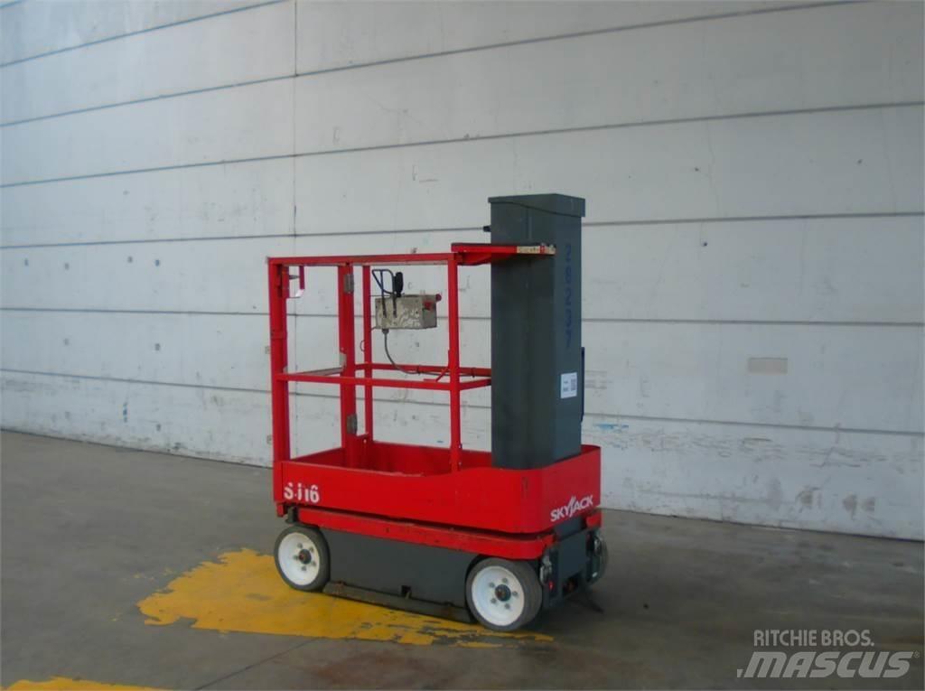 SkyJack SJ16 Vertikalne radne podizne platforme
