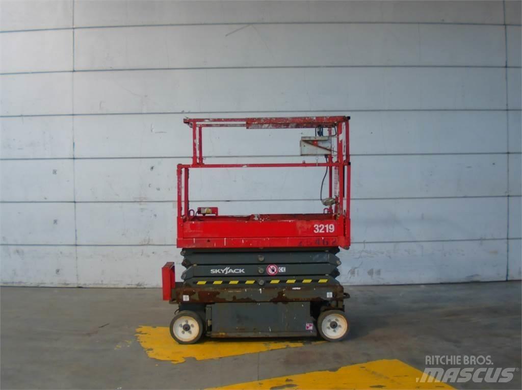 SkyJack SJ3219 Škaraste platforme