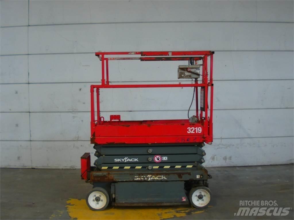 SkyJack SJ3219 Škaraste platforme