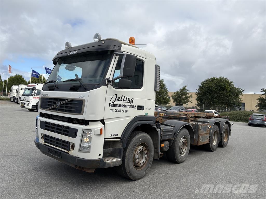 Volvo FM440 Demontažnii kamioni za podizanje kabela