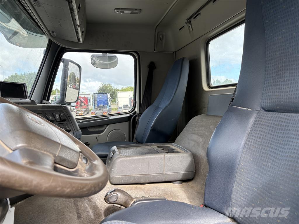Volvo FM440 Demontažnii kamioni za podizanje kabela
