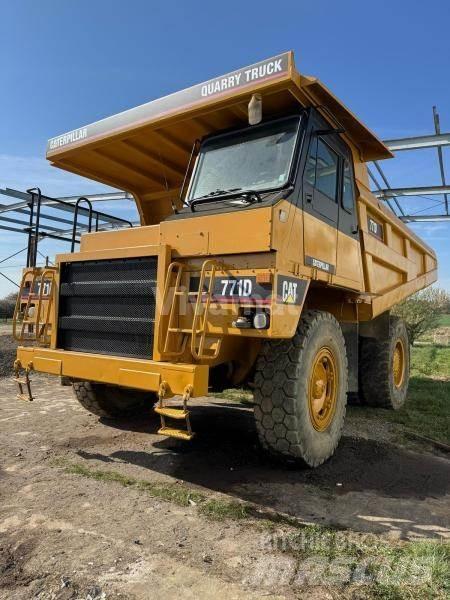 CAT 771D Kruti damperi