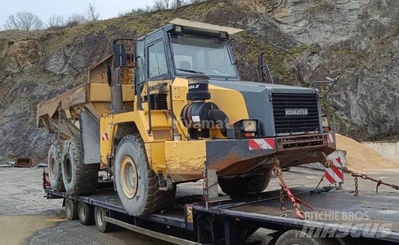 Komatsu HM300-2 Zglobni demperi