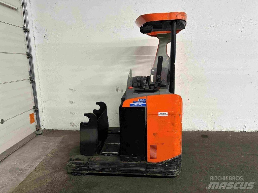 BT RRE 140 - TRIPLEX 8 m Viličari sa pomičnim stupom