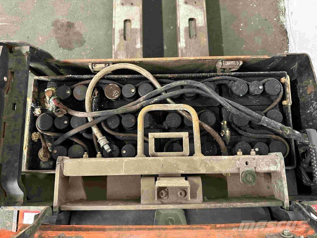 Toyota LPE 200 Nisko podizni električni viličar