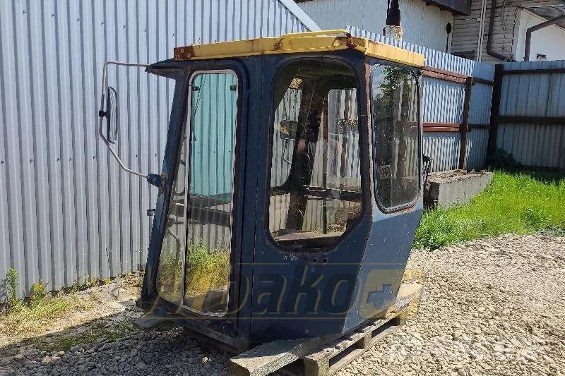 Hanomag 70E Cab / Kabina Kabine i unutrašnjost