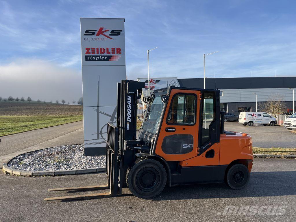 Doosan D50C-5 Dizelski viličari