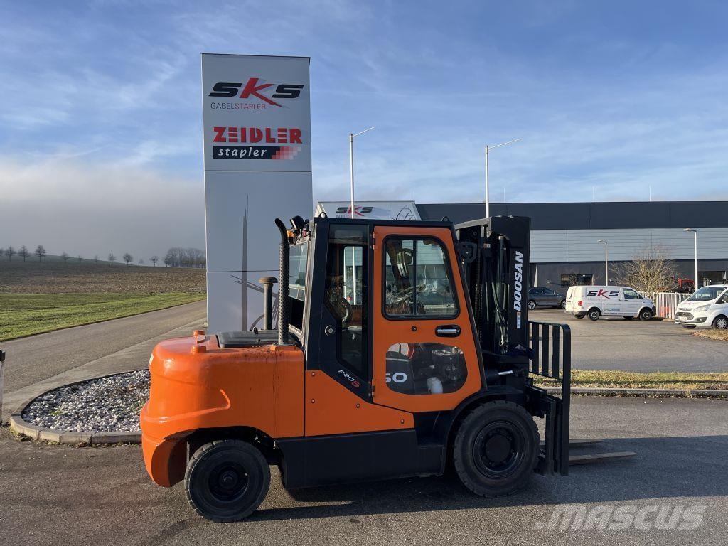 Doosan D50C-5 Dizelski viličari