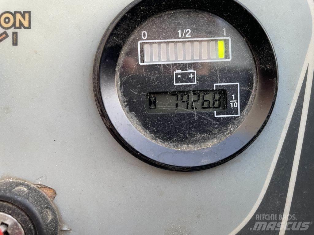 OMG 716K AC Ručni električni viličar