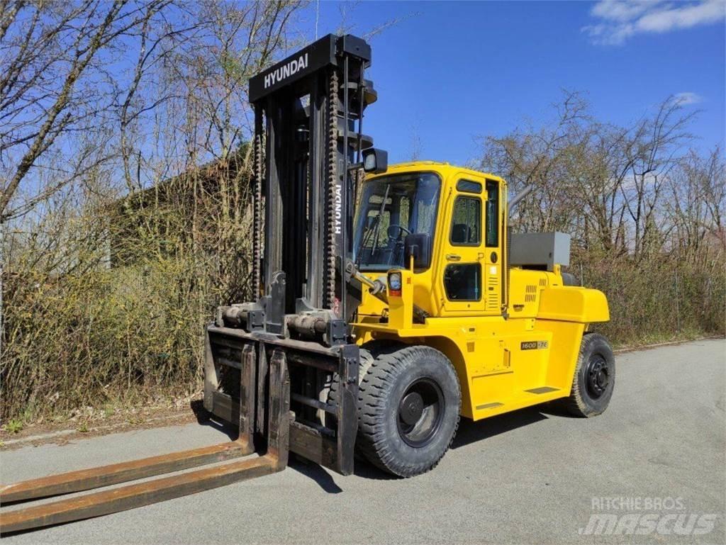Hyundai 160D-7E Dizelski viličari