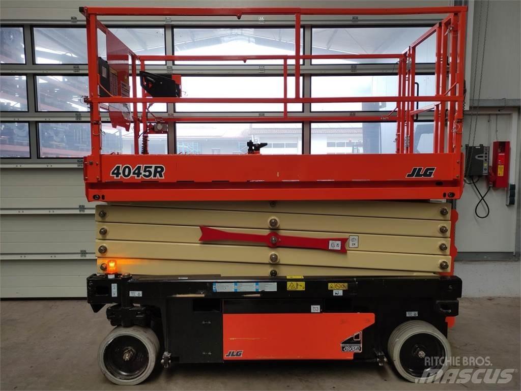 JLG 4045R Škaraste platforme