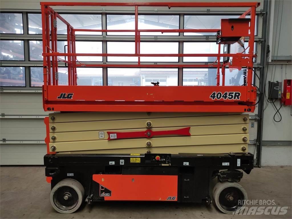 JLG 4045R Škaraste platforme