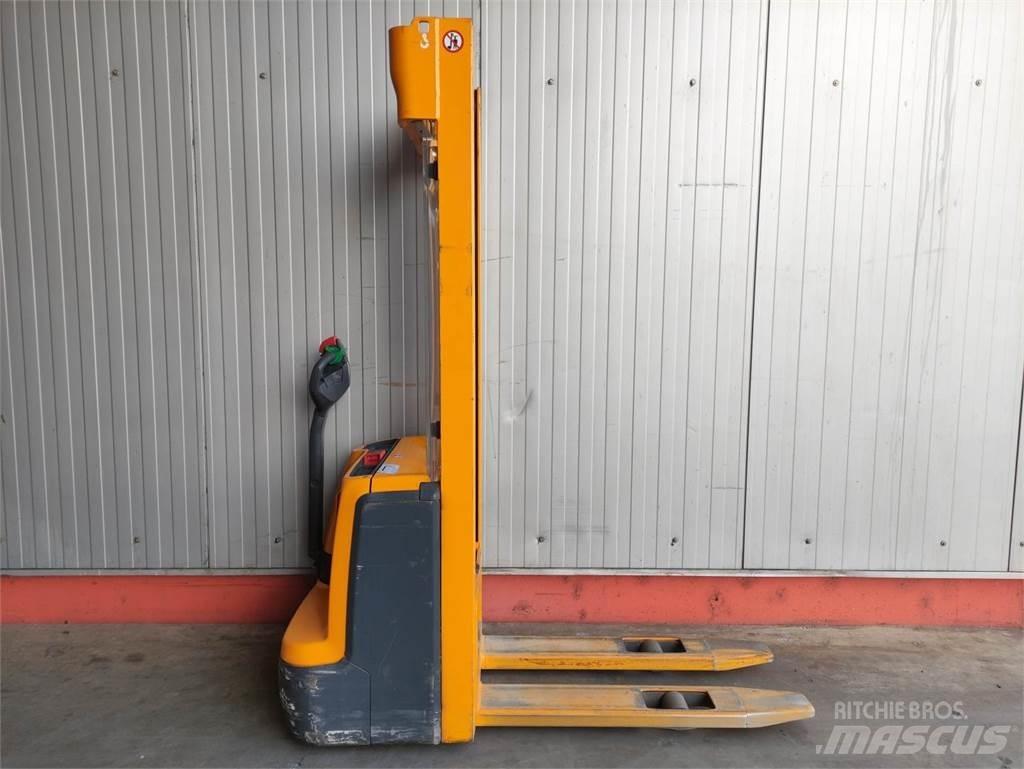 Jungheinrich EJC 112 Ručni električni viličar