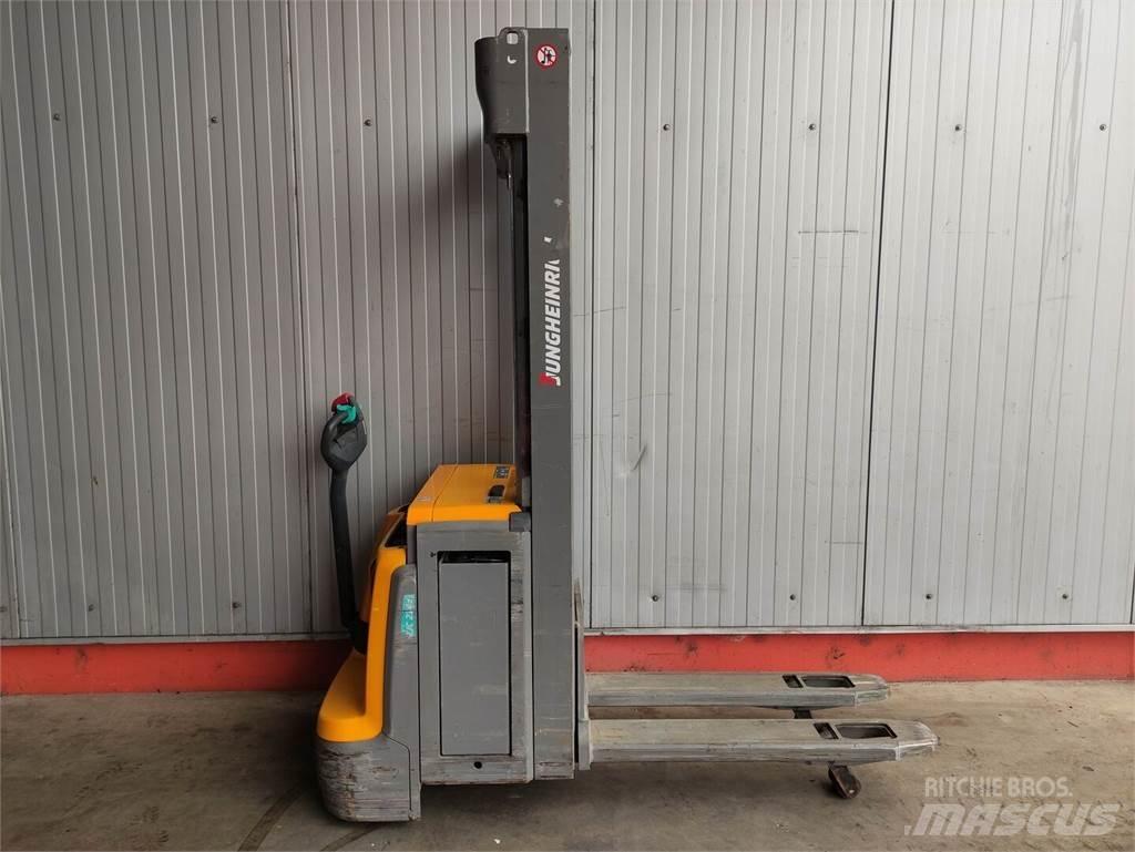 Jungheinrich EJC214Z Ručni električni viličar