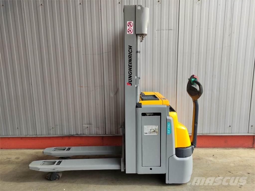 Jungheinrich EJC216z Ručni električni viličar