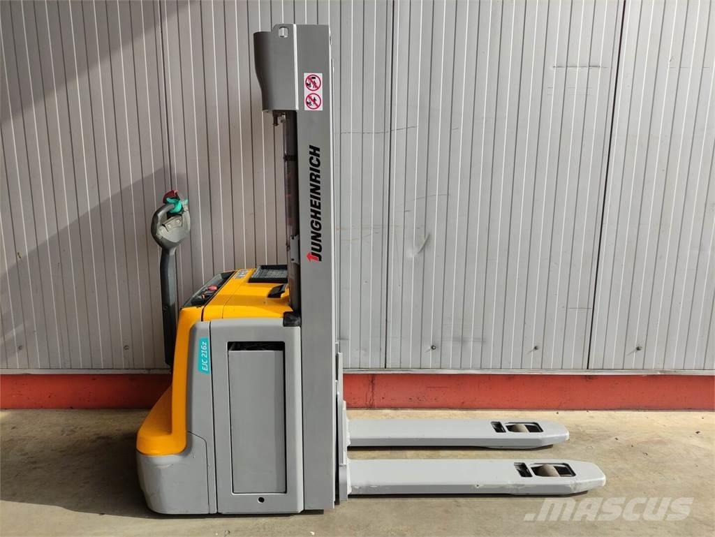 Jungheinrich EJC216z Ručni električni viličar