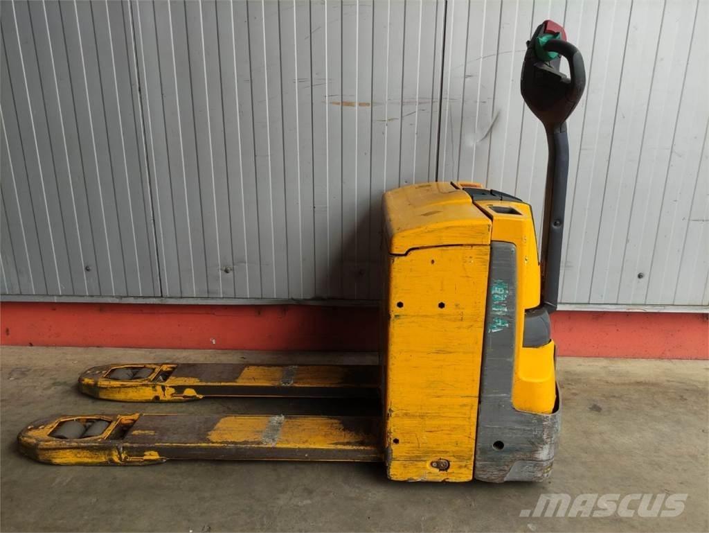 Jungheinrich EJE 116 Nisko podizni električni viličar