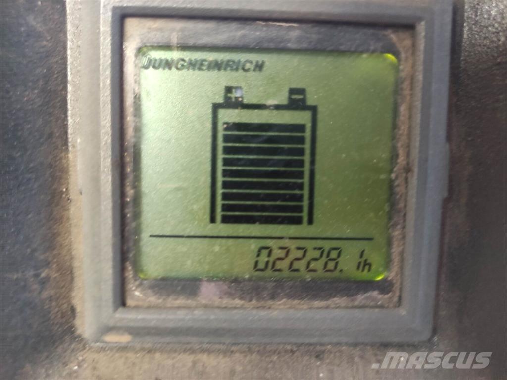 Jungheinrich ELE16G Nisko podizni električni viličar