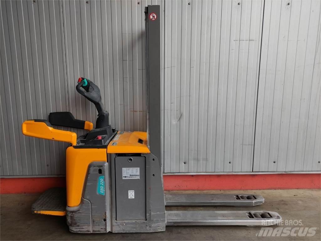 Jungheinrich ERD220 Ručni električni viličar