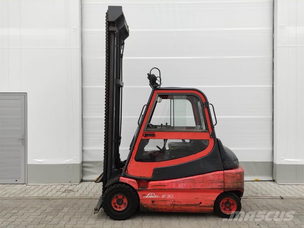 Linde E30-01-336 Električni viličari