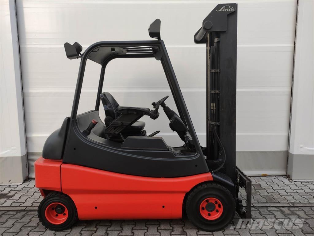 Linde E30-336-03 (LACK NEU) Električni viličari