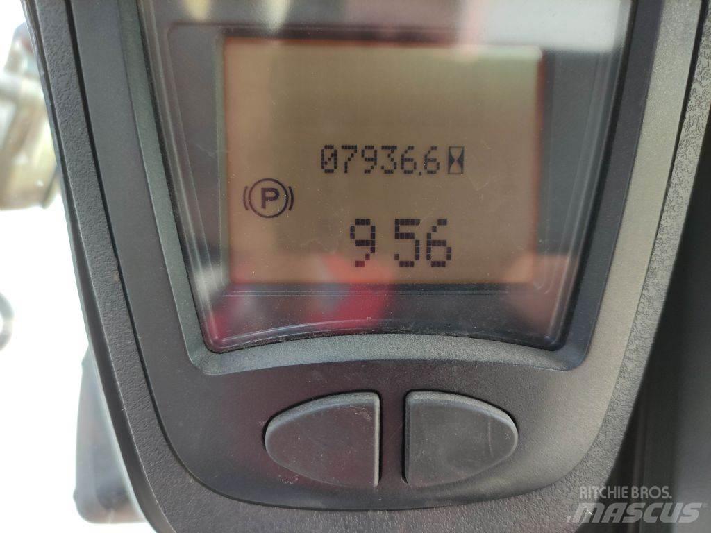 Linde H35D-02-393-EVO Dizelski viličari