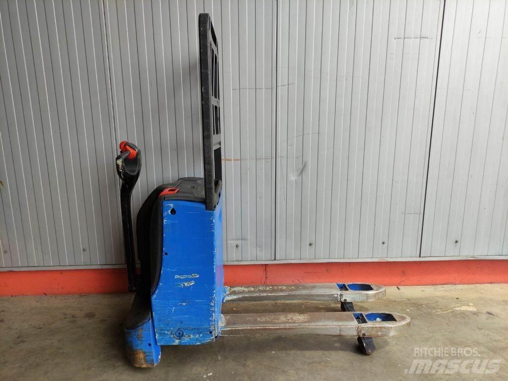 Linde T16 Nisko podizni električni viličar