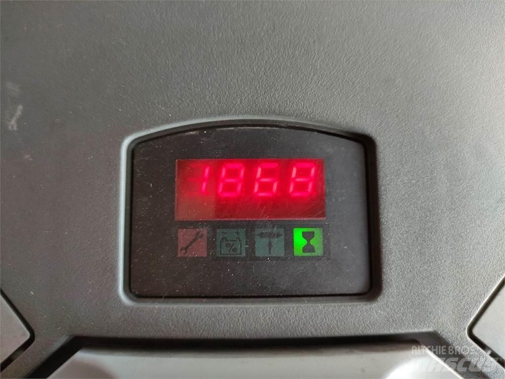 Toyota 7SM12 Ručni električni viličar