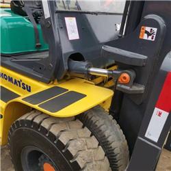 Komatsu FD 70-7